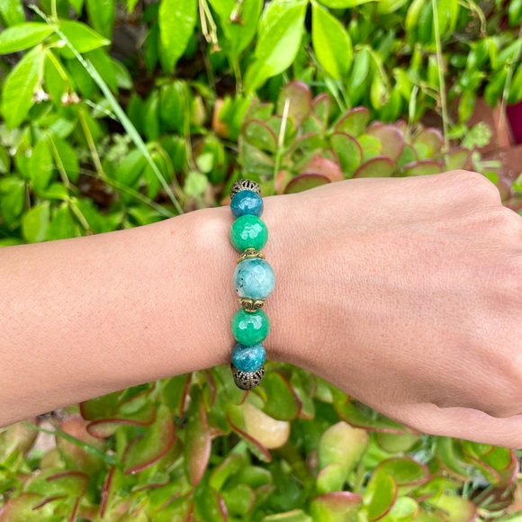 Jewelry - Happy Beads